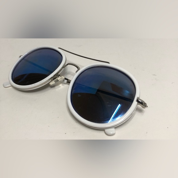 Madden Girl Sunglasses White Oval Wire frames - Picture 7 of 7